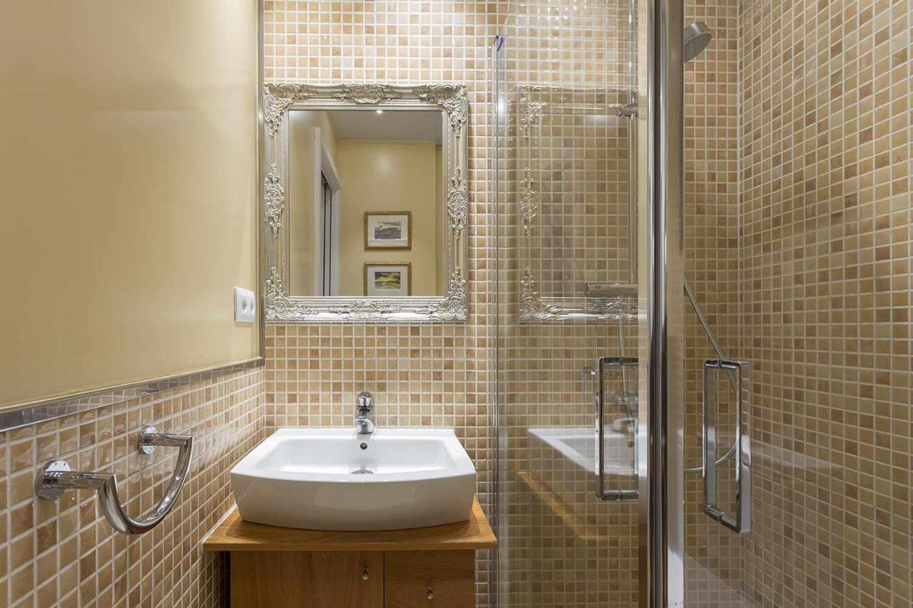 Beautiful Y Luxury Apartment Centrallylocated Barcellona Esterno foto